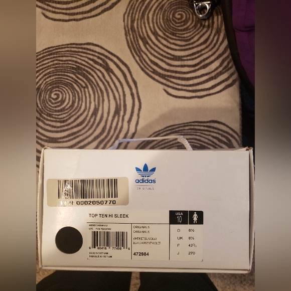 Adidas Sleek Series Top Ten Gym Shoes. - Picture 7 of 12